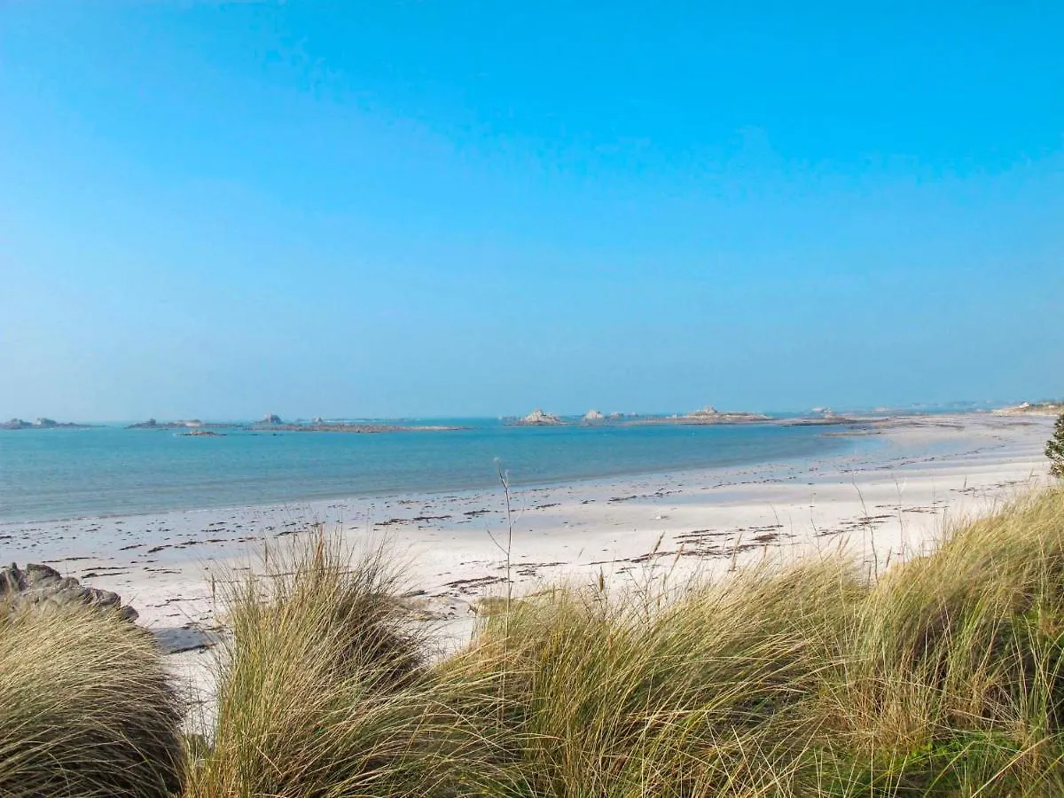 Holiday Home Reve De Plage - Tec202 By Interhome Santec